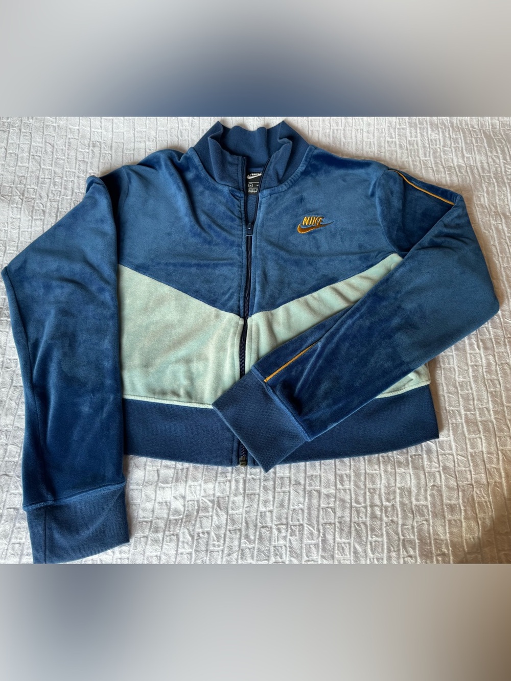 Nike Sportswear Heritage Velour Color-Blocked Track Jacket Coast Blue Medium EUC